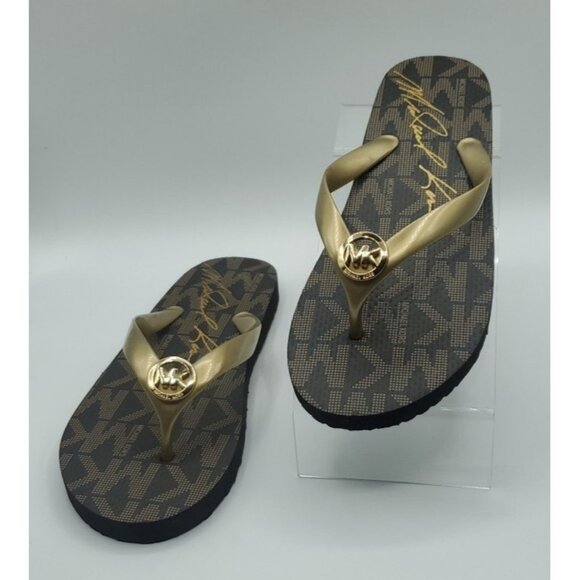 Michael Kors Size 9 Jet Set Signature Flip Flops Brown / Gold Logo NWOB